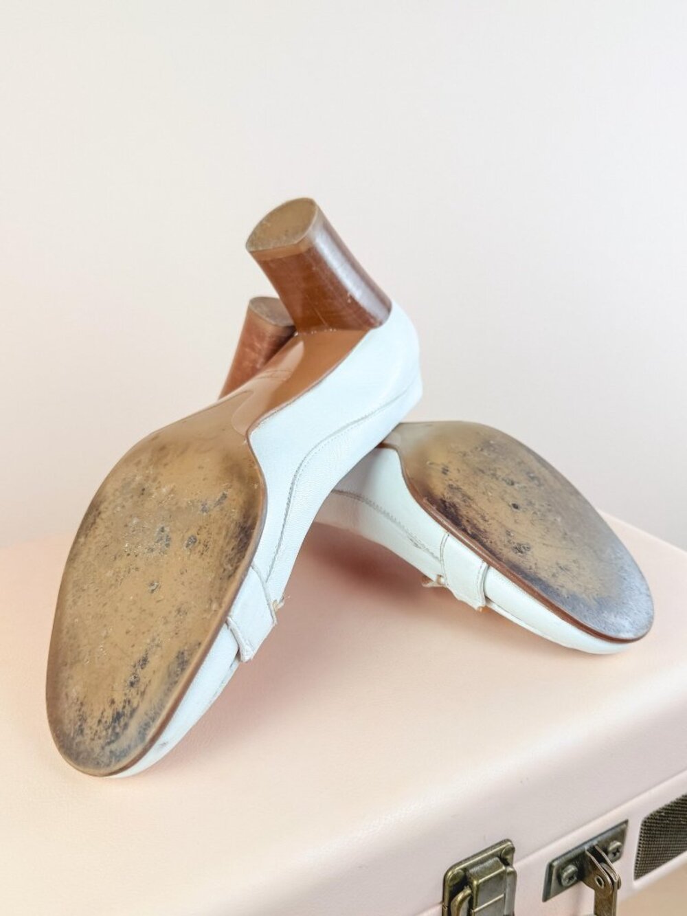 Vintage Salvatore Ferragamo Milano Loafer Heels Size 8N - Picture 8 of 8